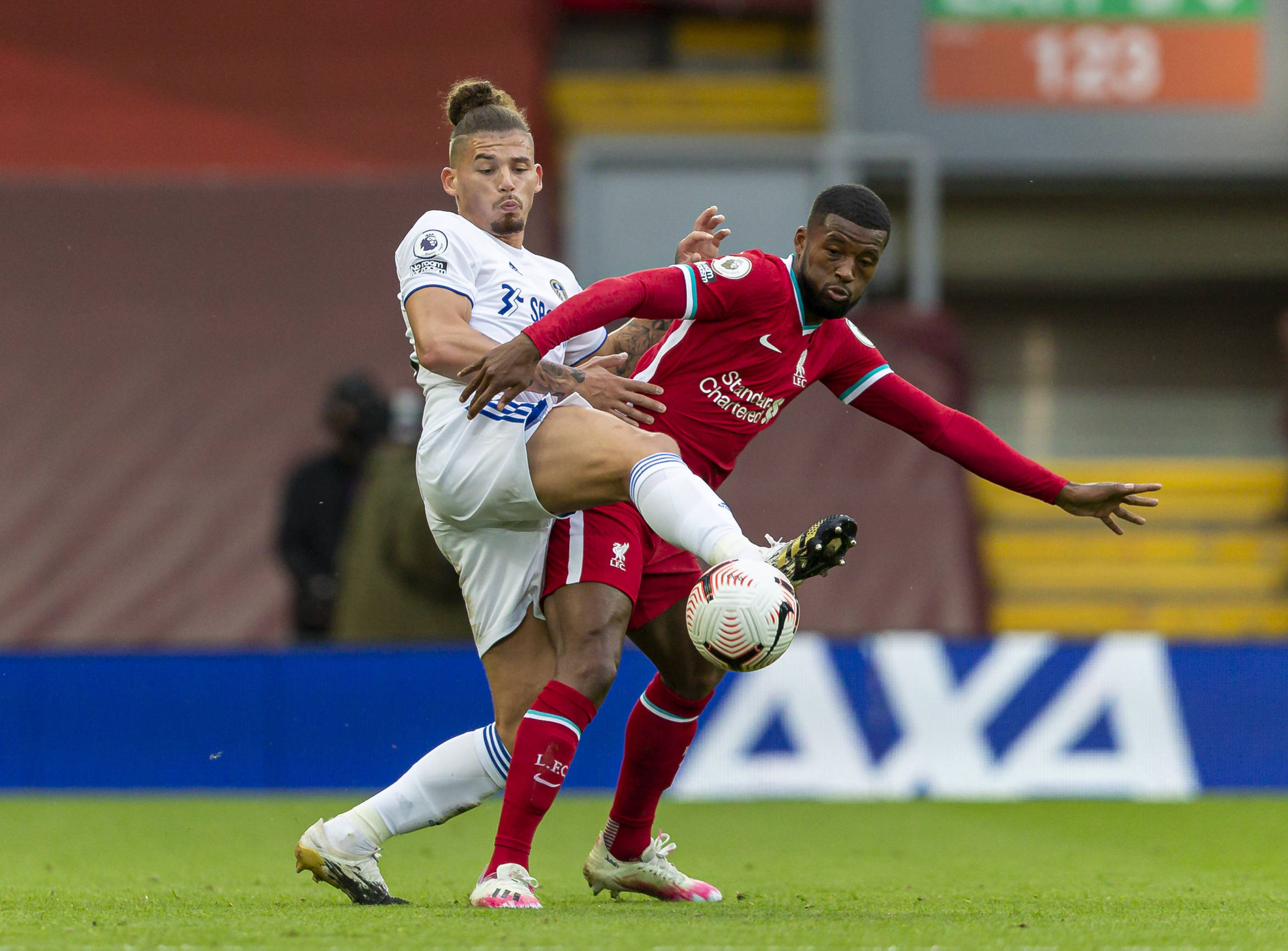 破對手防線 破對手防線